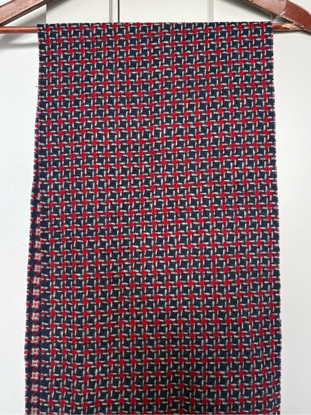 NWT BOSS HUGO BOSS MENS FORELLO RED BLUE WOOL SCARF
